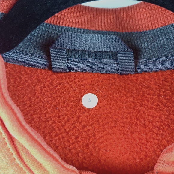 Men's Size Small Lululemon Scuba Red and Grey - Picture 9 of 9